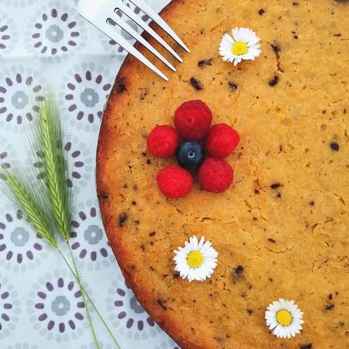 Pan de elote esponjoso con pepitas de chocolate -